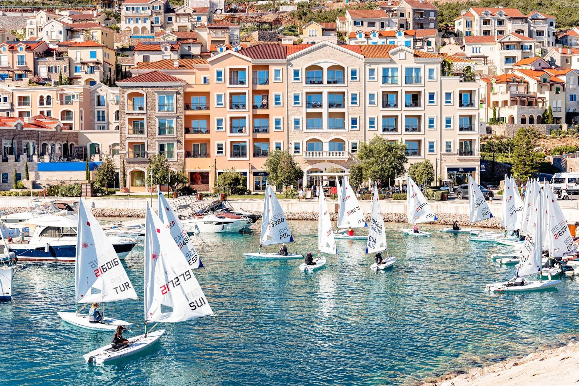 Lustica Bay Lägenhet Tivat Exteriör bild