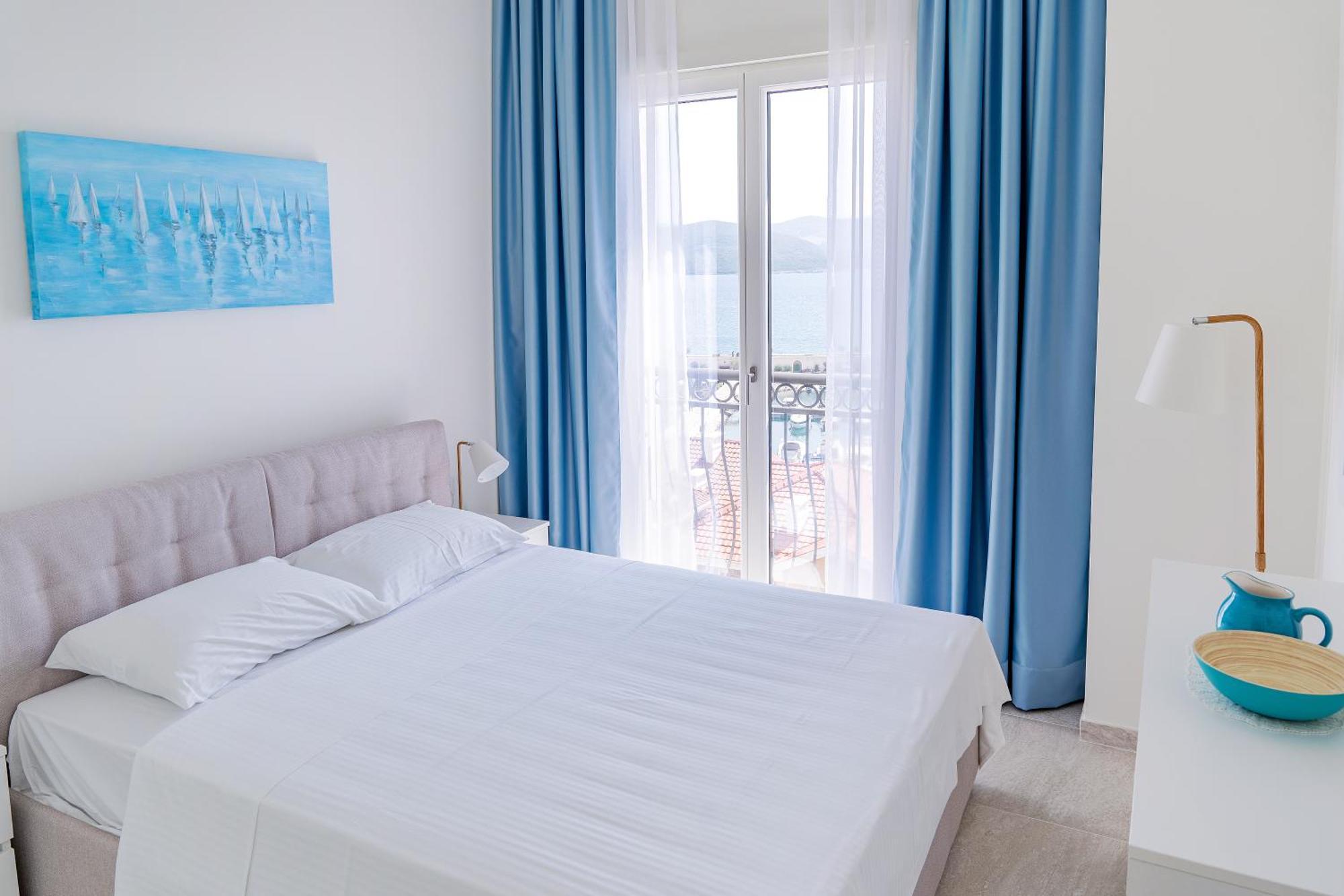 Lustica Bay Lägenhet Tivat Exteriör bild