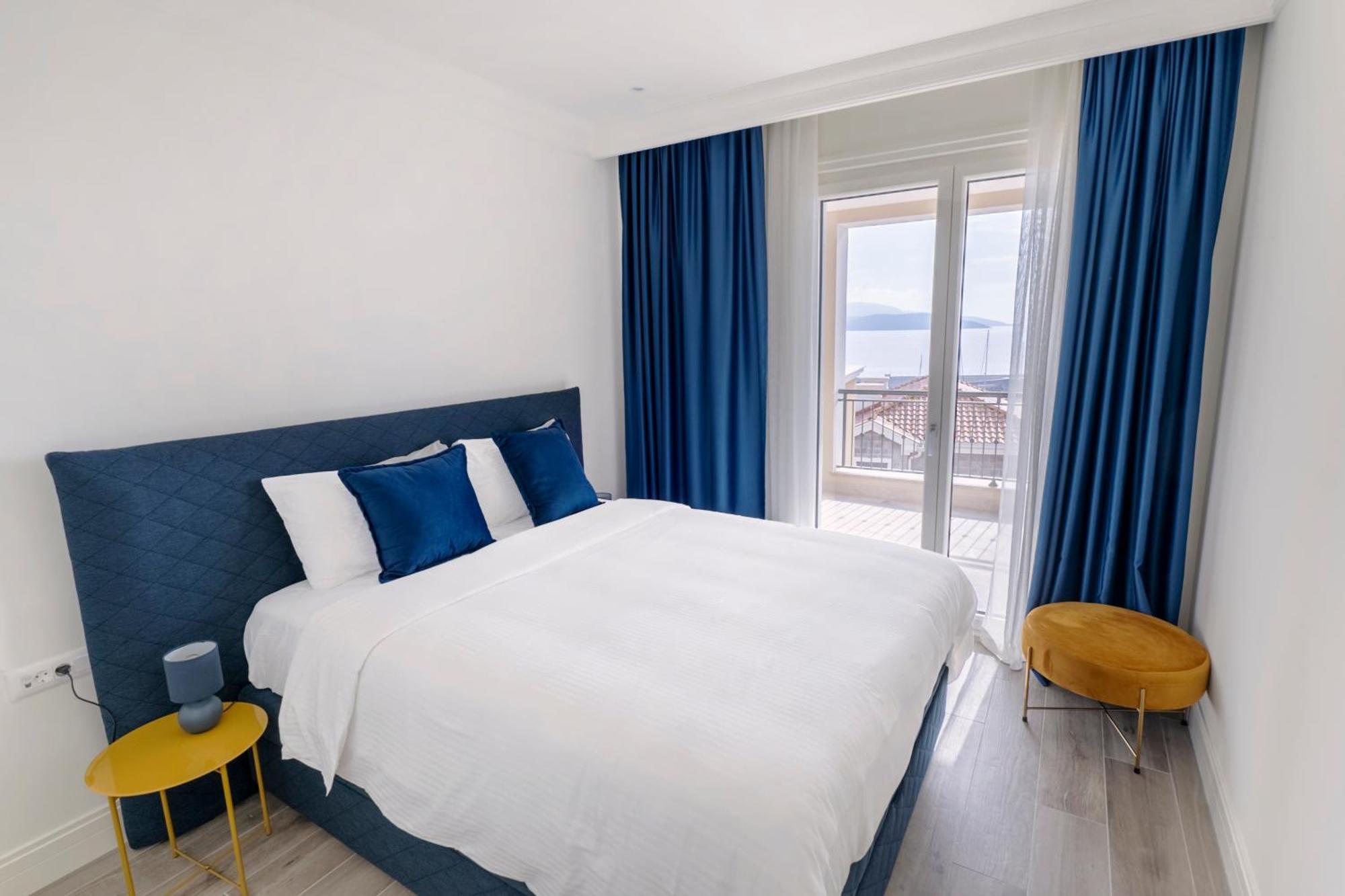 Lustica Bay Lägenhet Tivat Exteriör bild