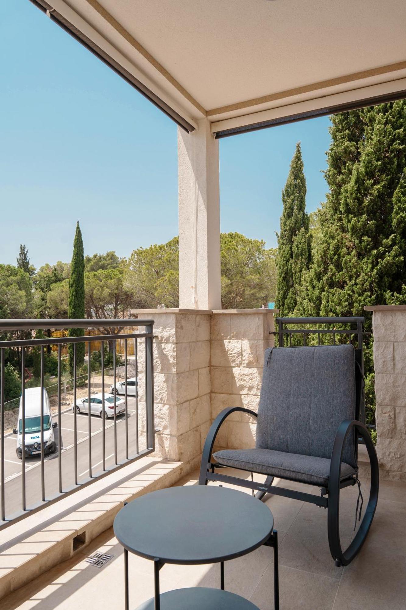Lustica Bay Lägenhet Tivat Exteriör bild